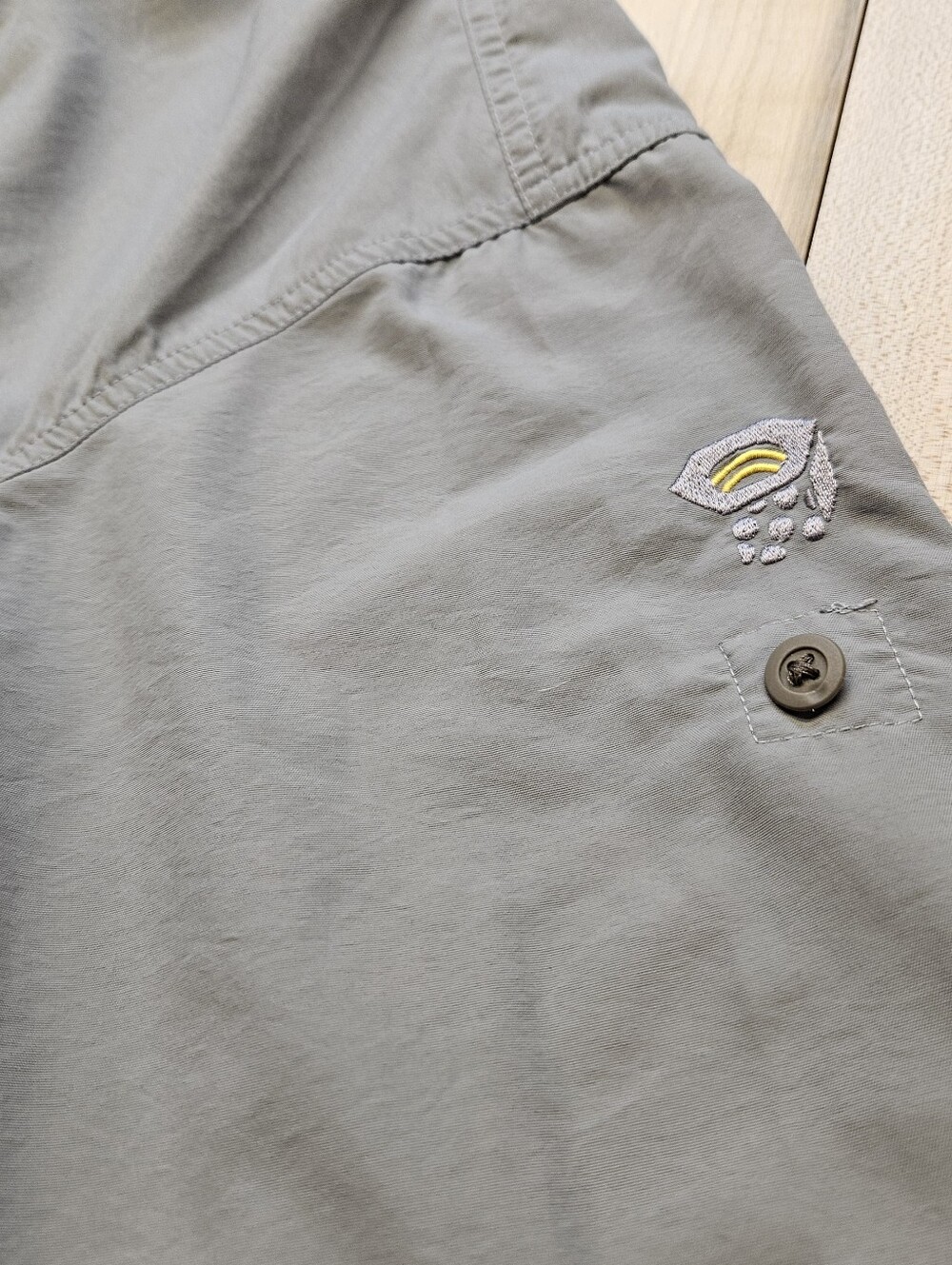 Mountain Hard Wear Button Shirt Hiking Gray Mens XXLarge Vented Light Weight 2XL - Picture 8 of 9